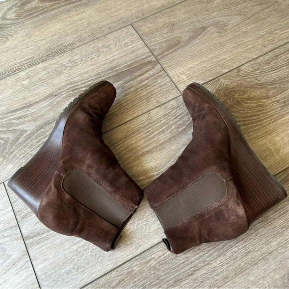 Ralph Lauren Brown Suede Leather  Wedge Ankle Boots - Picture 8 of 13